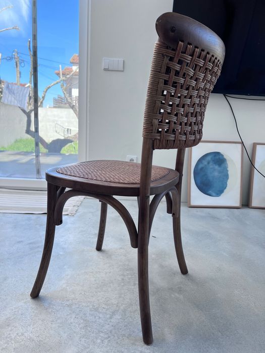 Cadeiras madeira e ratan | GATO PRETO