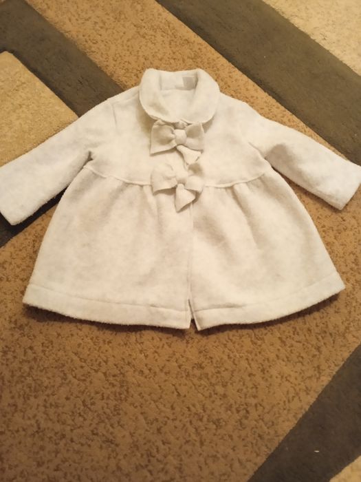 Плащик для дівчинки