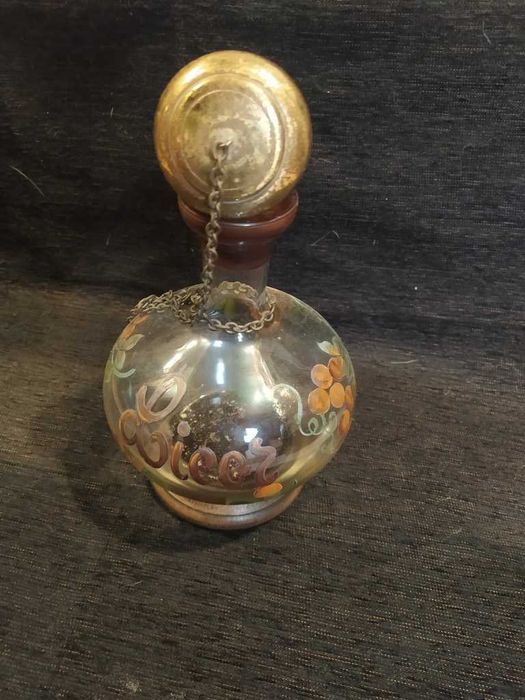 Garrafa de Licor em vidro pintada à mão.