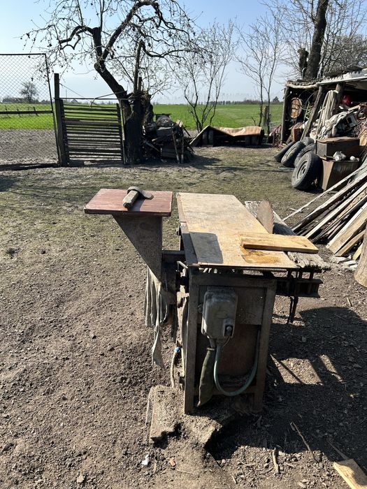 Сак як новий зварювальний на колесах сак.