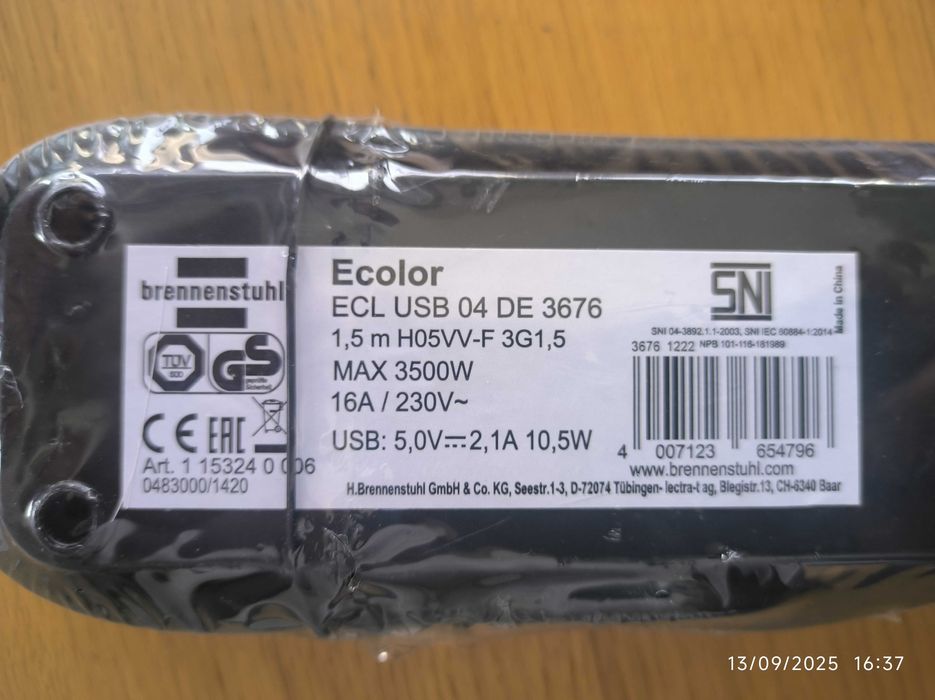 Extensão com 4 tomadas de energia e de carregamento USB X2 , cabo 1,5m