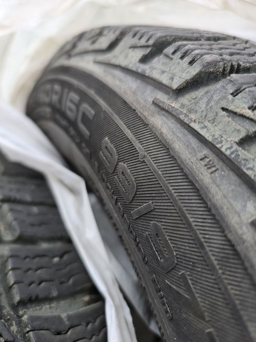 Opony nokian 195/60R16C