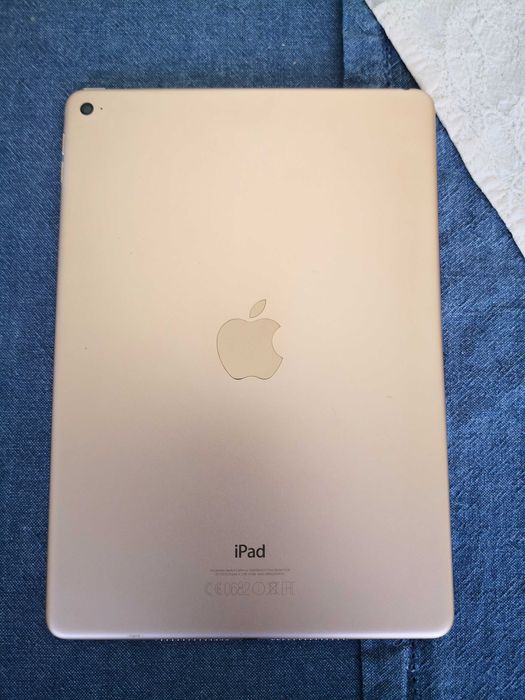 Apple iPad Air 2 A1566 Gold