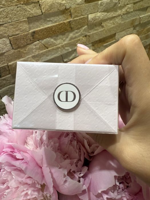 Dior Miss Dior Essence  Парфумована вода 50 ml оригінал