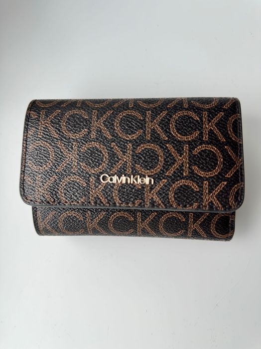 Calvin Klein Жіночий коричневий гаманець CK MUST Оригінал Кошелек
