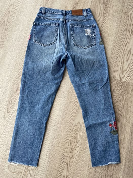 Calcas de ganga com bordados e rasgados tamanho 34