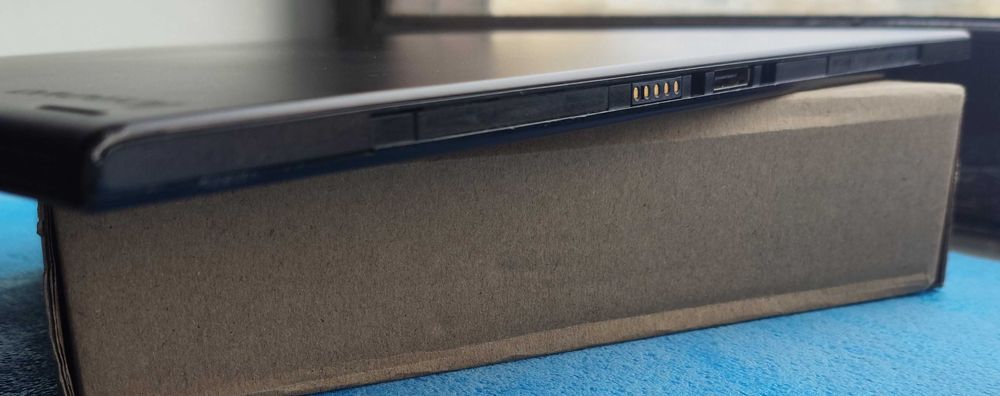 Планшет Lenovo ThinkPad