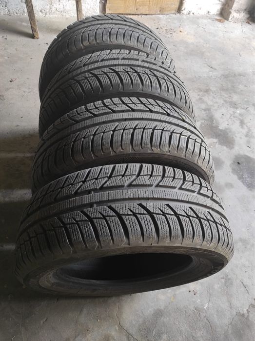 Opony zimowe R16