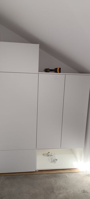 Ofereço serviços de carpintaria de limpo