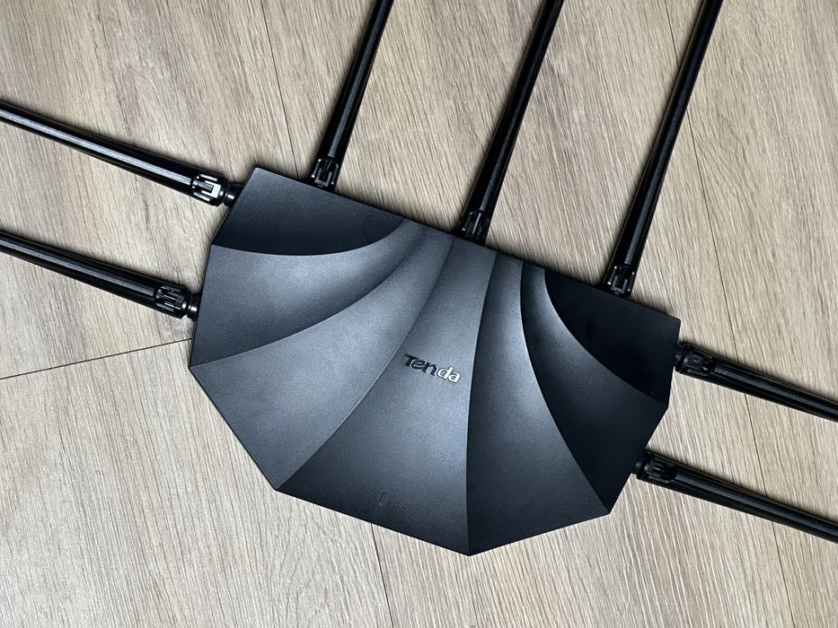 Router Tenda AC23 2100Mb/s DualBand