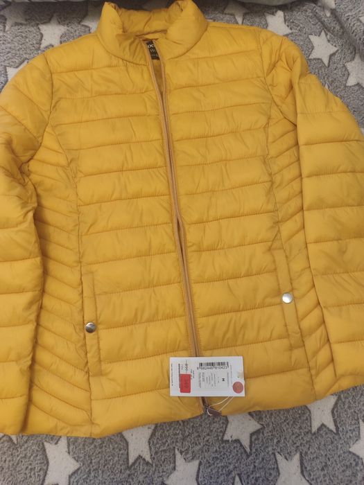 Куртка демісезонна жіноча