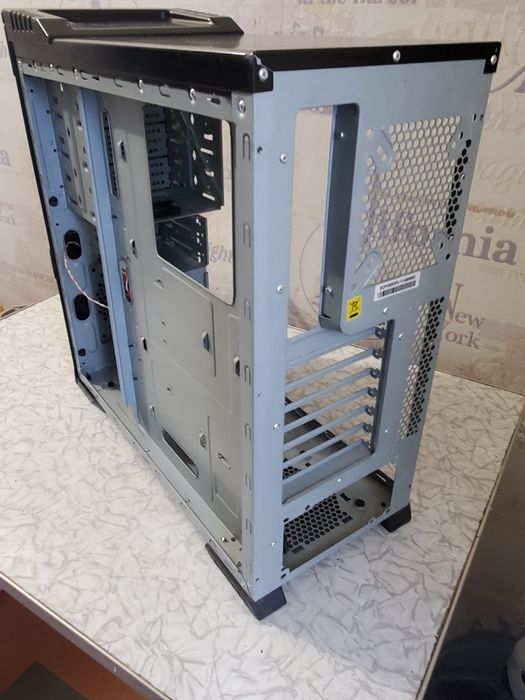 Корпус для компьютера. Системный блок cooler master