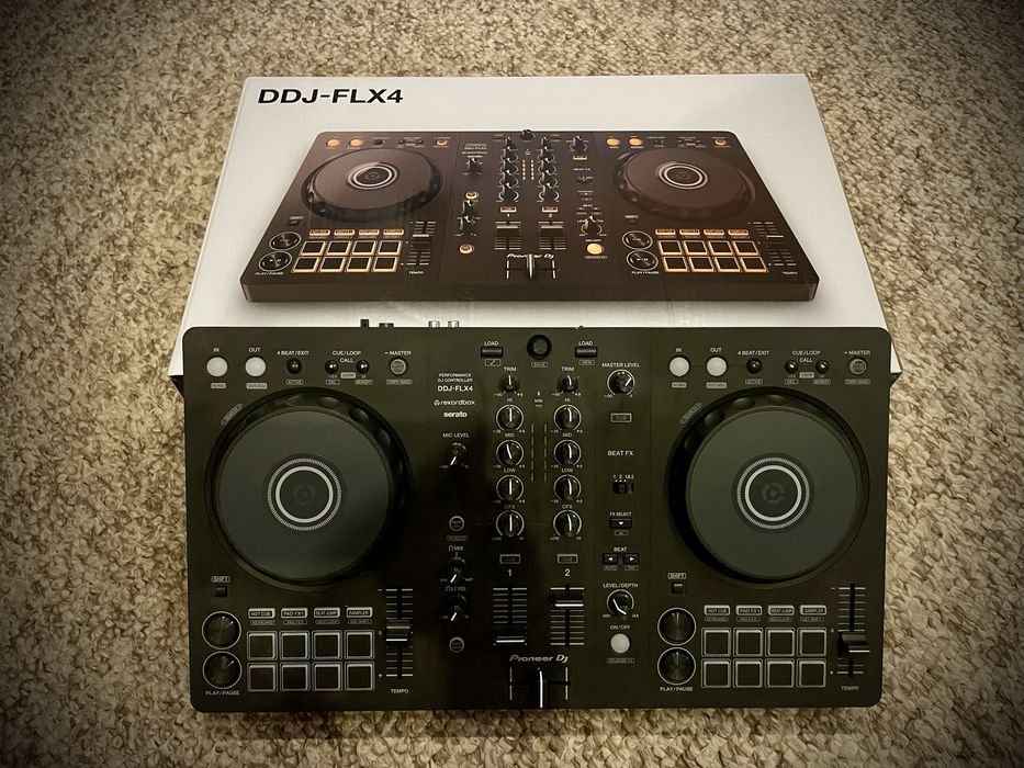 Kontroler DJ Pioneer DDJ FLX 4