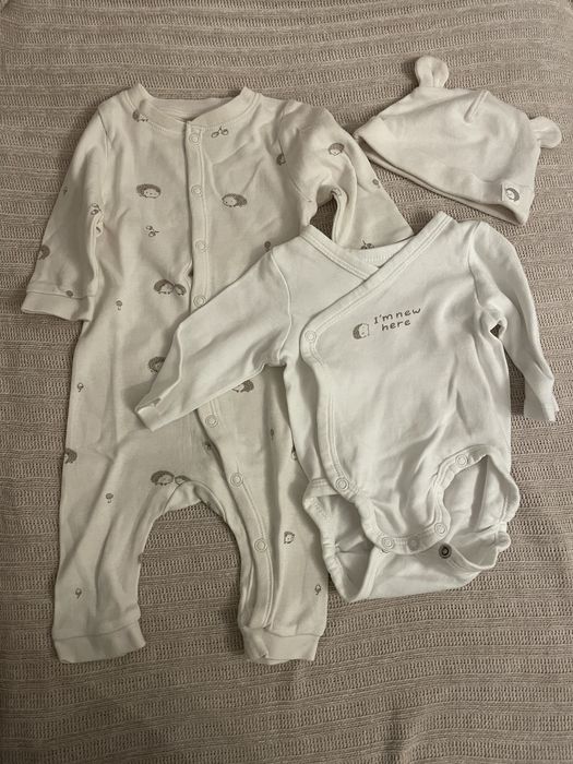 Zestaw dla noworodka - pajac, body, czapeczka