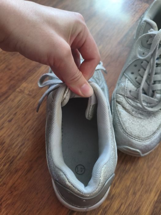 Sprzedam buty 41, dla kobiet