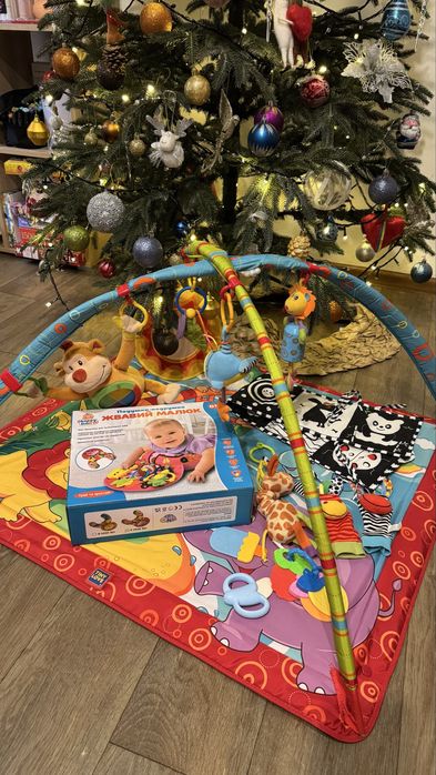 Розвиваючий килимок