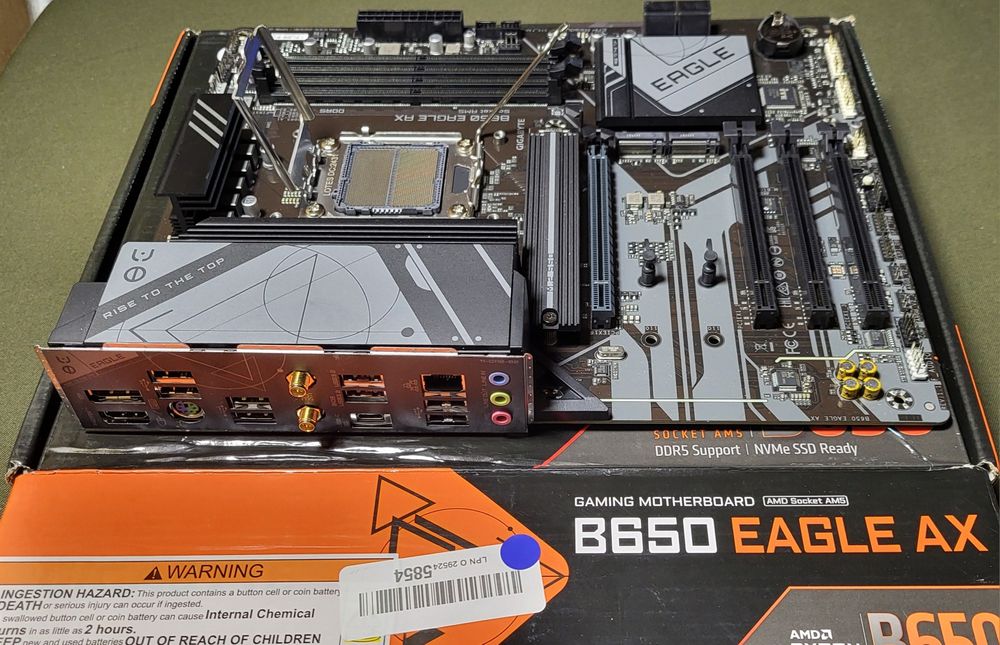 Gigabyte B650 EAGLE AX (sAM5, AMD B650)
