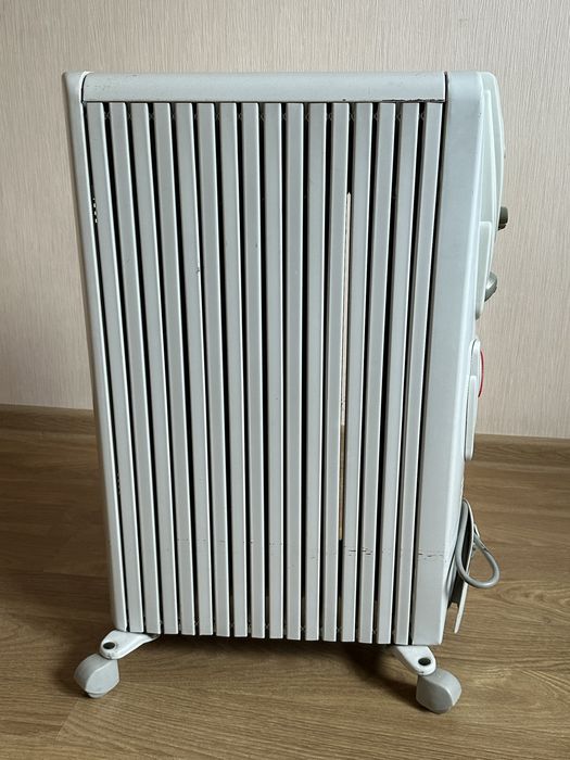 Масляний обігрівач Delonghi Dragon two 2000Вт