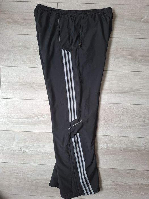 Spodnie dresowe adidas