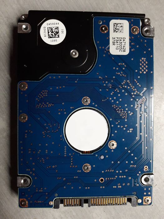 Disco 2.5" SATA - Hitachi - 320GB - 7200rpm- TESTADO - 100%