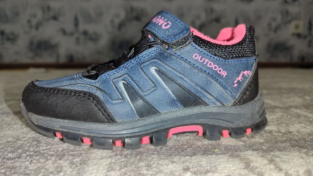 Демисезонні ботинки. Розмір 27.