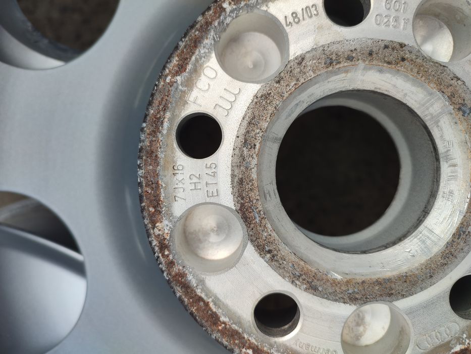Диски 5/112 R16 Audi ET45
