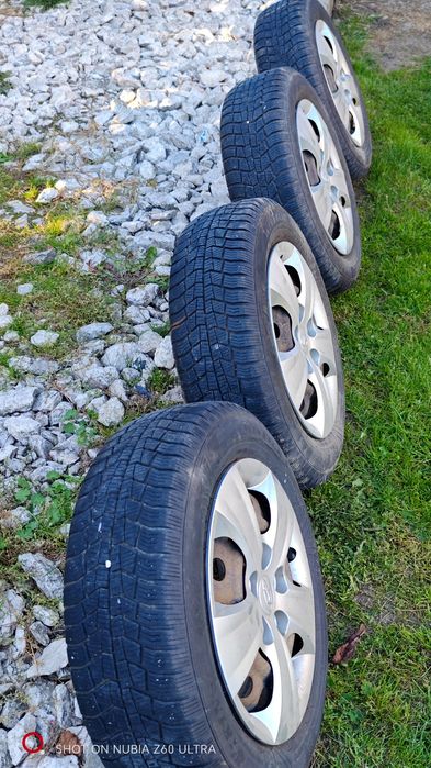 Felgi 15 5x114,3 z oponami Mazda Hyundai Kia