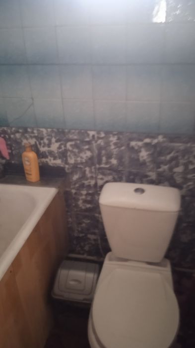 Сдается пів  дома,в центре города