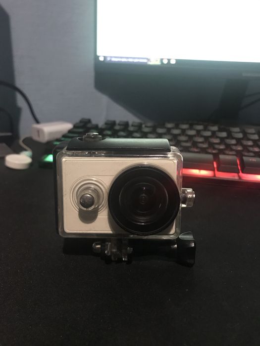Экшн камера xiaomi yi