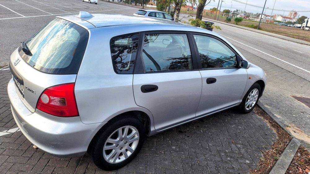 Honda Civic 1.4 — photo 4