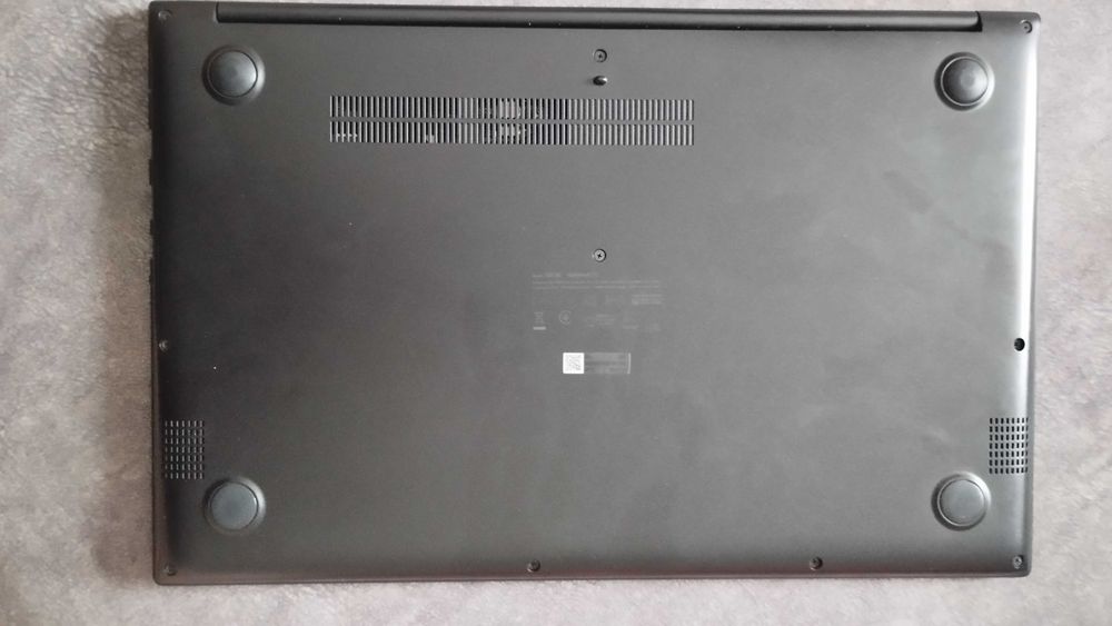 ASUS VivoBook K513E