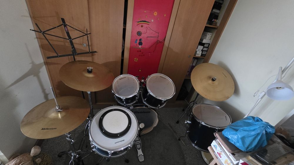 Bateria Acústica Millenium Completa + Pratos e Acessórios