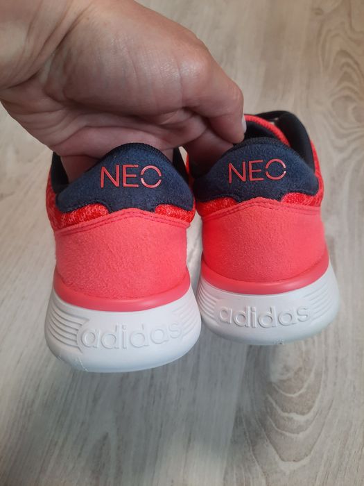 Яркие легкие кроссовки Adidas lite racer neo кросівки черевики р.38