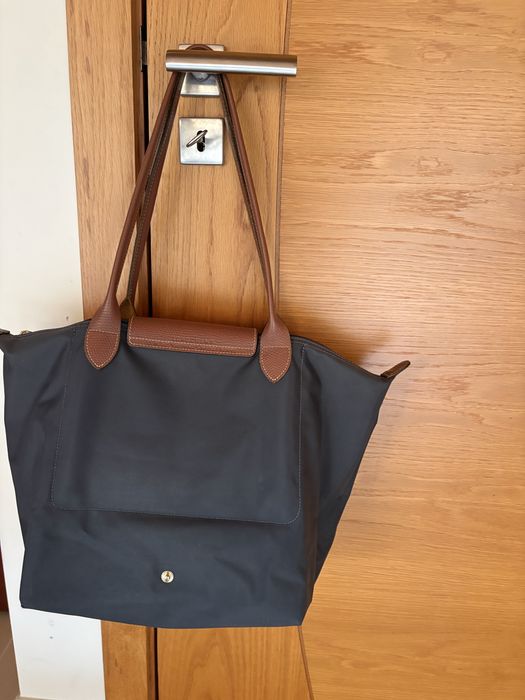 Mala de ombro Longchamp le pliage tamanho L cinzenta