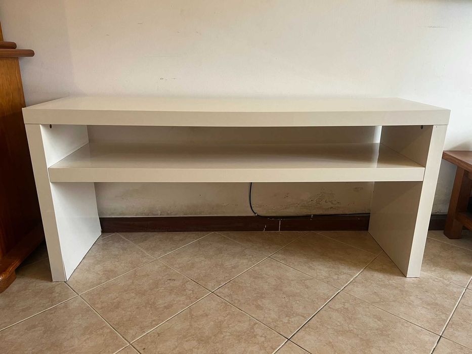 Rack / Móvel de TV IKEA – 140 cm