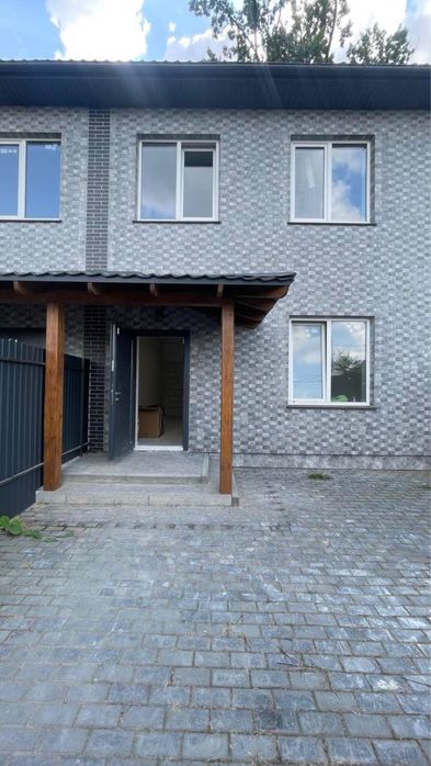 Продаж таунхаусу в Бучі. Право власності