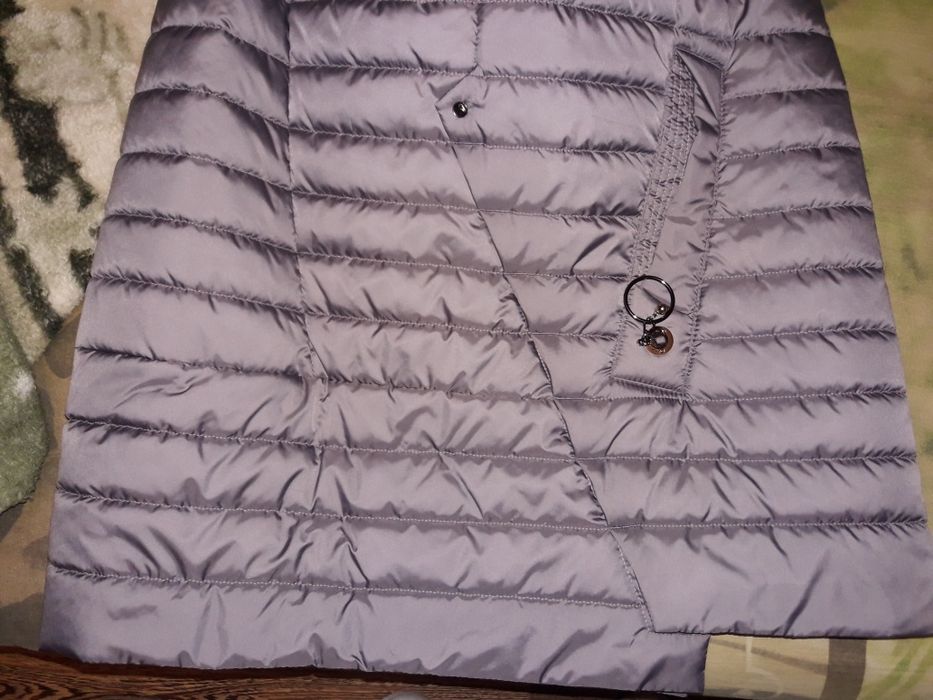 Курточка качественная, красивая