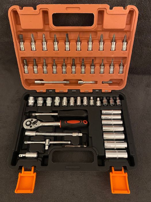 Komplet kluczy nasadowych 53 el.