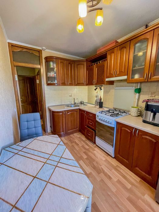 Продам 3-к квартиру Калиновая Батумская Правда Слобожанский