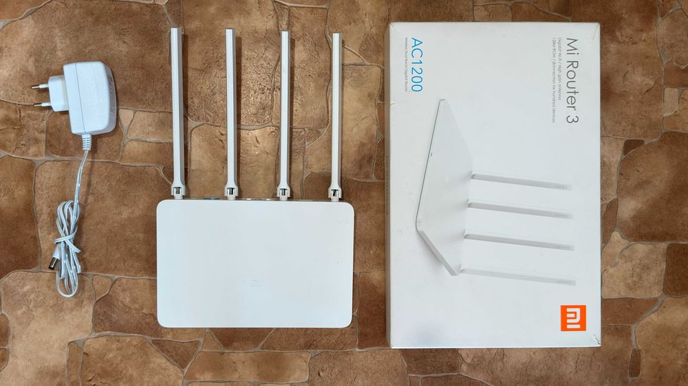 Wi-Fi роутер Xiaomi Mi Router 3 (AC1200)  2.4 ГГц + 5 ГГц