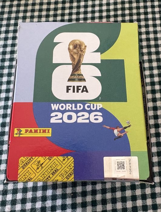Caixas de cromos do mundial seladas