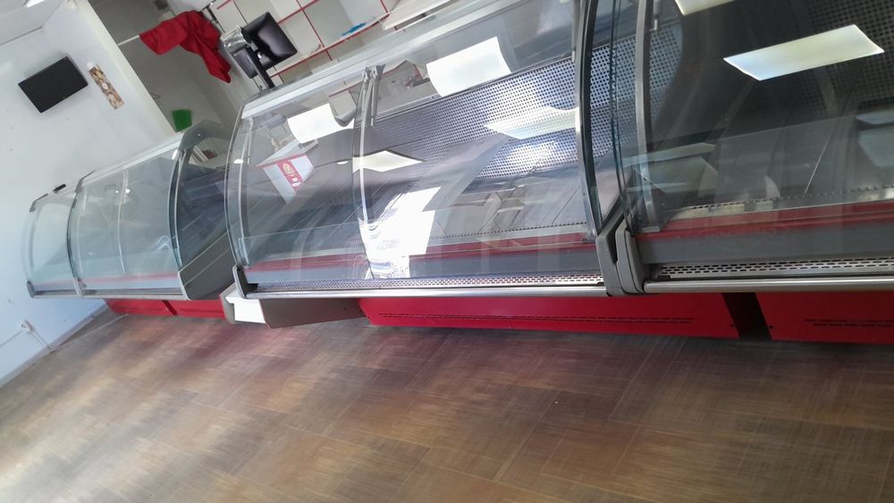 Холодильная витрина Технохолод 200 см