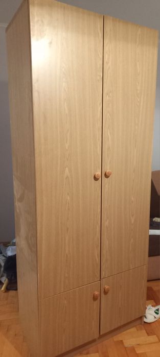 Шафа ,шафа у вітальню