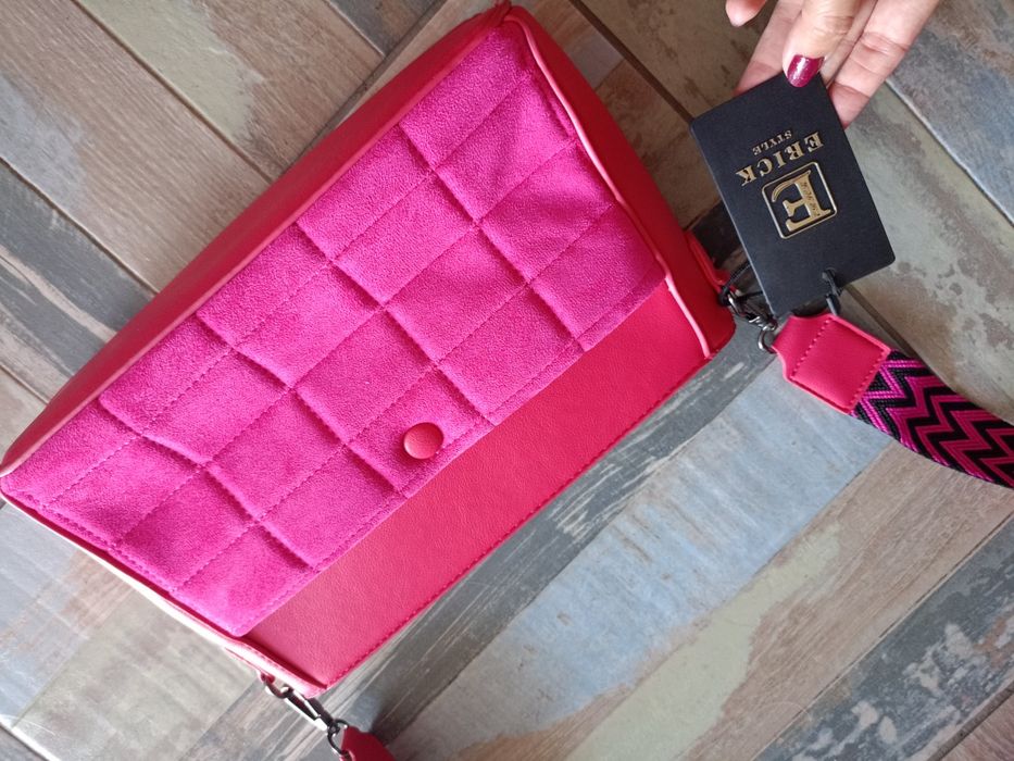 Nowa torebka w kolorze fuksji