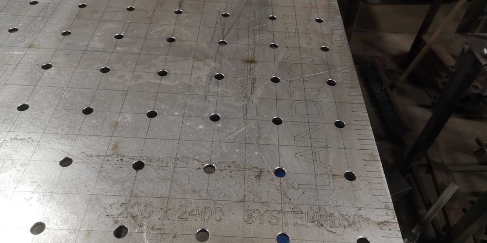 Stół spawalniczy 12mm 1000x2000x150 SYSTEM 16 28