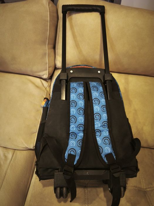 Mochila Naruto troley com rodinhas