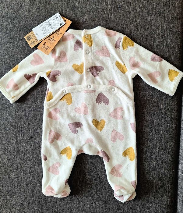 Babygrow de veludo (0-1M)