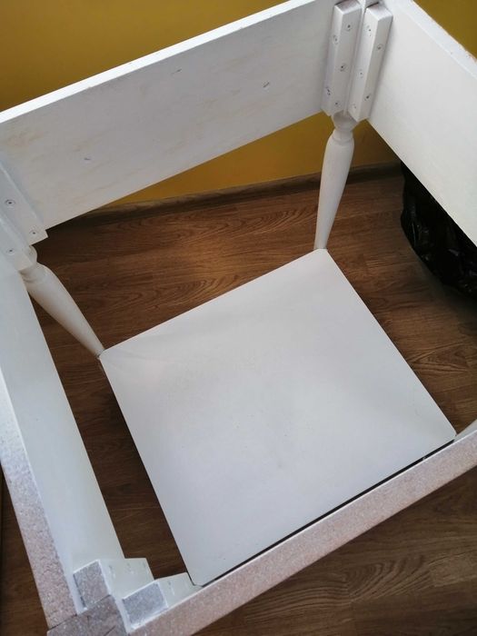 Konsola dębowa toczone nóżki łazienka pokój