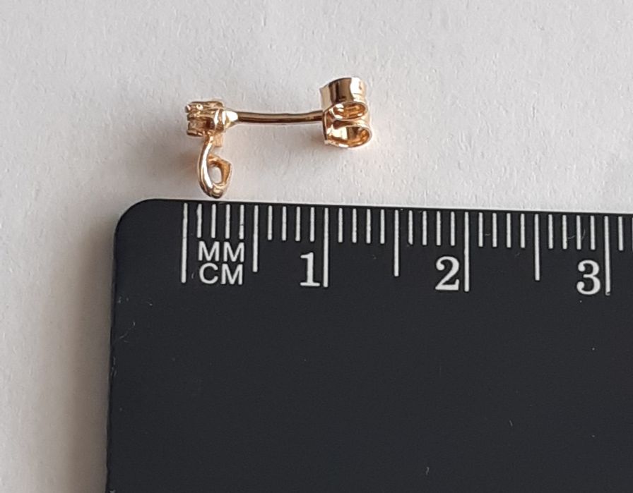 Złoty kolczyk 0,50g próba 585