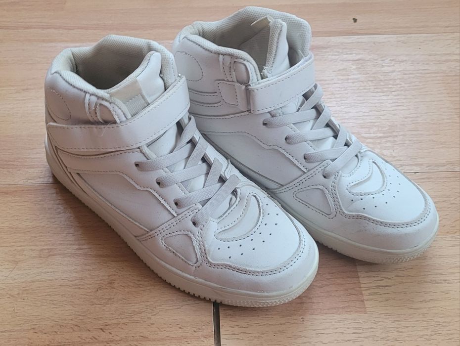 Кросівки дитячі високі